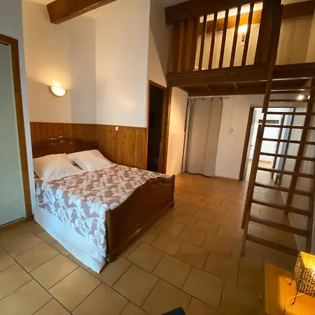 Estable - Village De