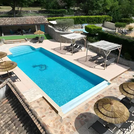 Estable - Village De *
