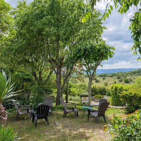 Estable - Village De Сasa de vacaciones *